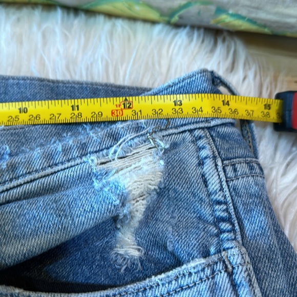 3x1 NYC distressed capri jeans - Picture 11 of 12
